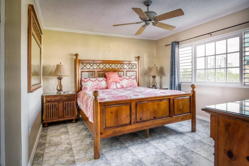 Lejlighed Two Bedroom Seafront Suite - Quiet & Relaxing Montego Bay Jamaica