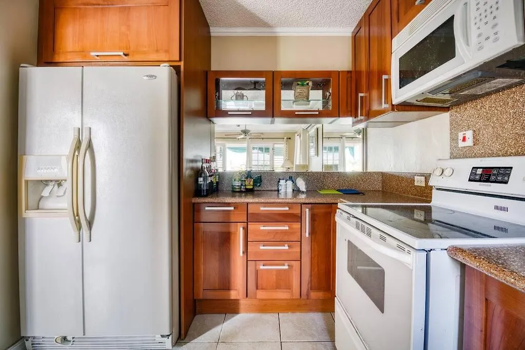 Two Bedroom Seafront Suite - Quiet & Relaxing Montego Bay 0*,